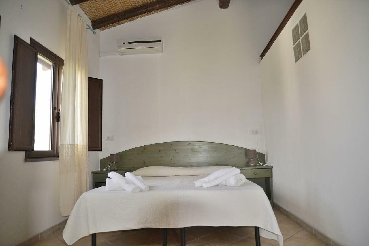 Agriturismo Rubinu Galtelli Exterior photo